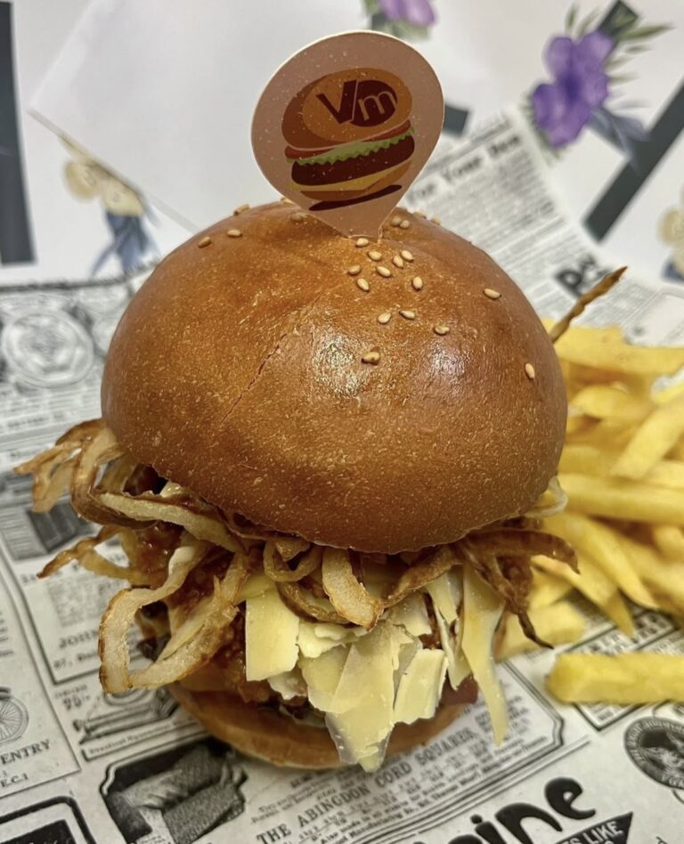 Més de 2.500 burguers a la V Ruta de l'Hamburguesa Vermella Menorquina